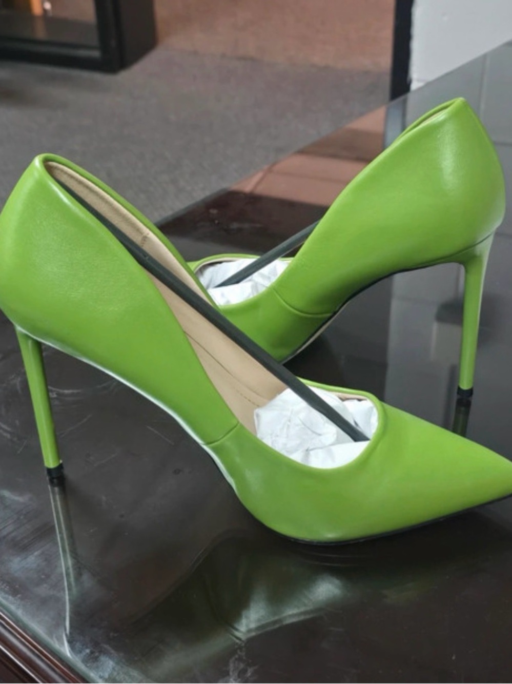 Rouge Helium Lime Green Pointed-Toe Stiletto Pumps